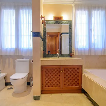 Chapas Playa * מארבלה