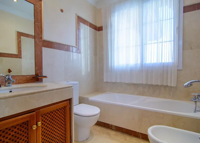 Chapas Playa * マルベーリャ