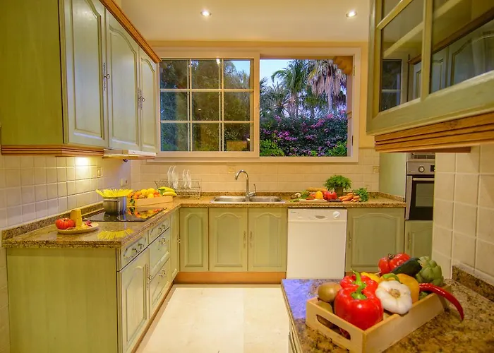 ヴィラ Chapas Playa マルベーリャ